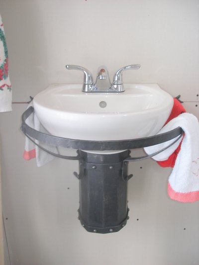 Wrought iron sink pedestal